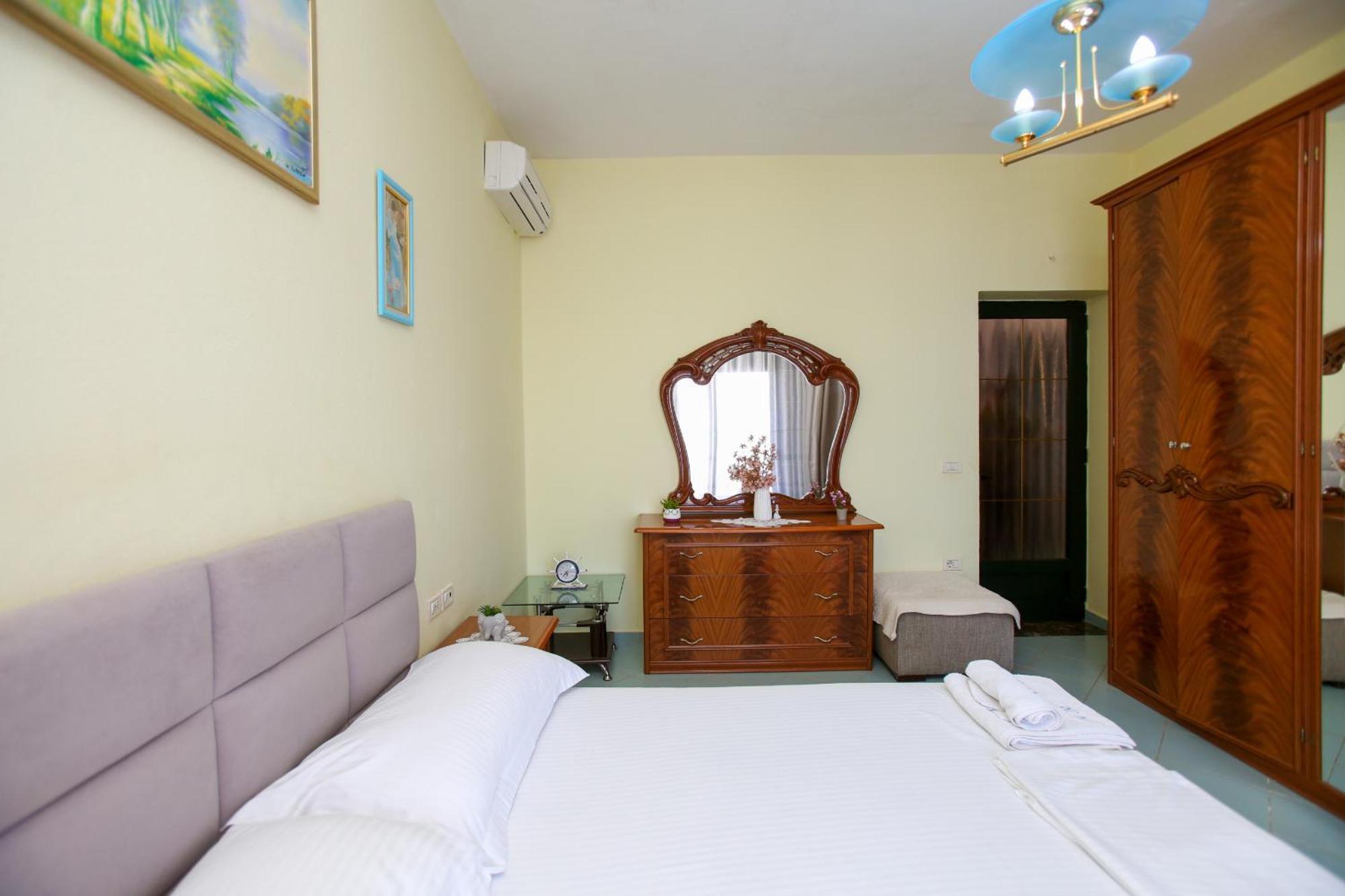 Villa Meminaj Vlore Exterior photo